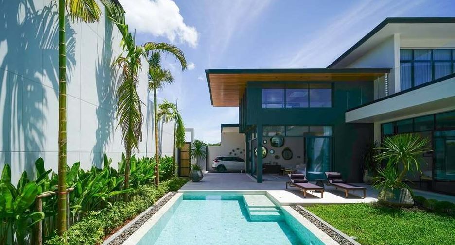 For rent 4 bedrooms villa in Mueang Phuket, Phuket