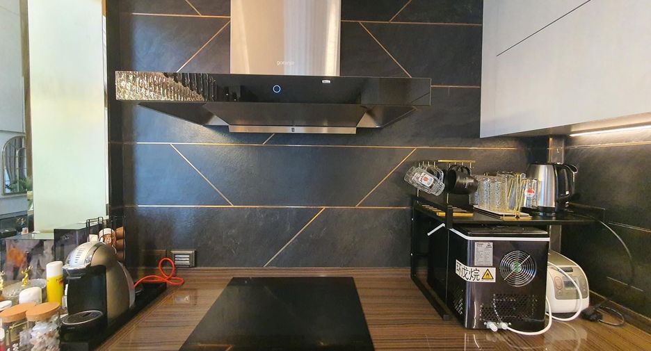 For sale 3 bedrooms townhouse in Lat Phrao, Bangkok
