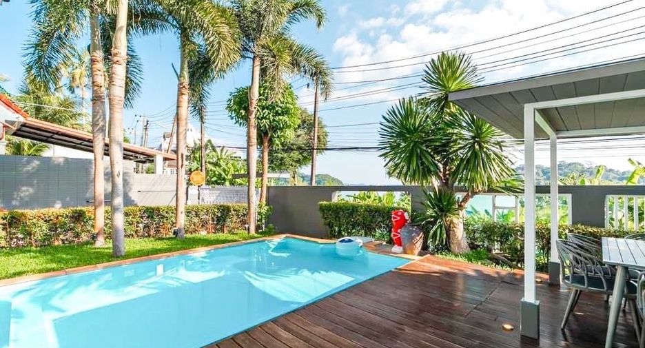 For rent 4 bedrooms villa in Mueang Phuket, Phuket
