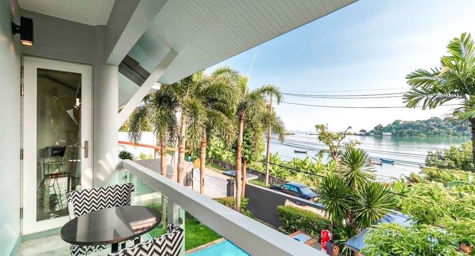 For rent 4 bedrooms villa in Mueang Phuket, Phuket