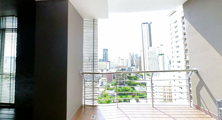 ให้เช่า 4 ห้องนอน คอนโด ใน วัฒนา, กรุงเทพฯ