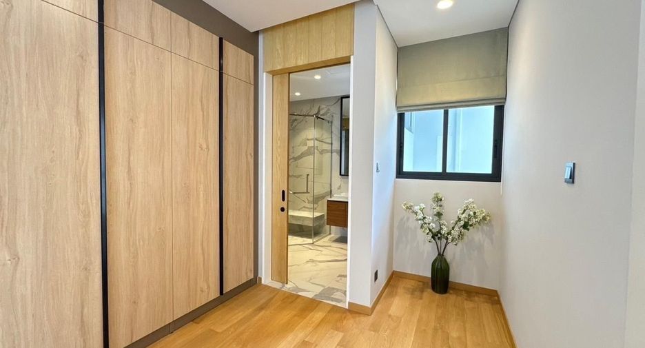 Casa en alquiler de 4 habitaciones en Prawet, Bangkok