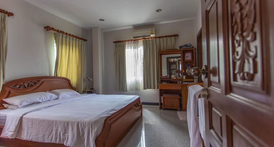 For sale 3 bedrooms house in Mueang Phuket, Phuket