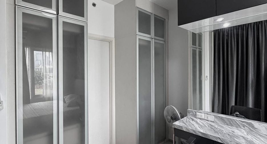 For rent 1 bed condo in Huai Khwang, Bangkok