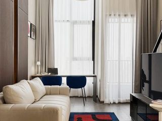 Wohnung zur Miete mit 1 Zimmer in Bang Rak, Bangkok