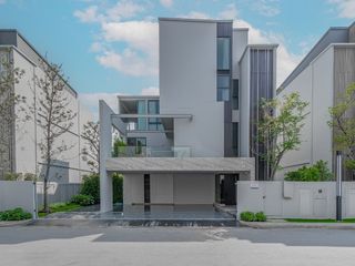 For rent 4 bedrooms house in Saphan Sung, Bangkok