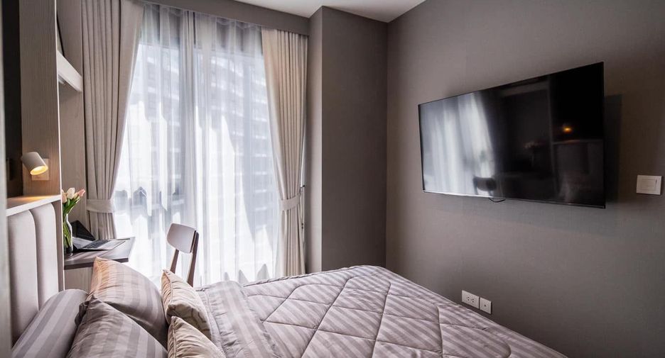 For rent 2 bedrooms condo in Watthana, Bangkok