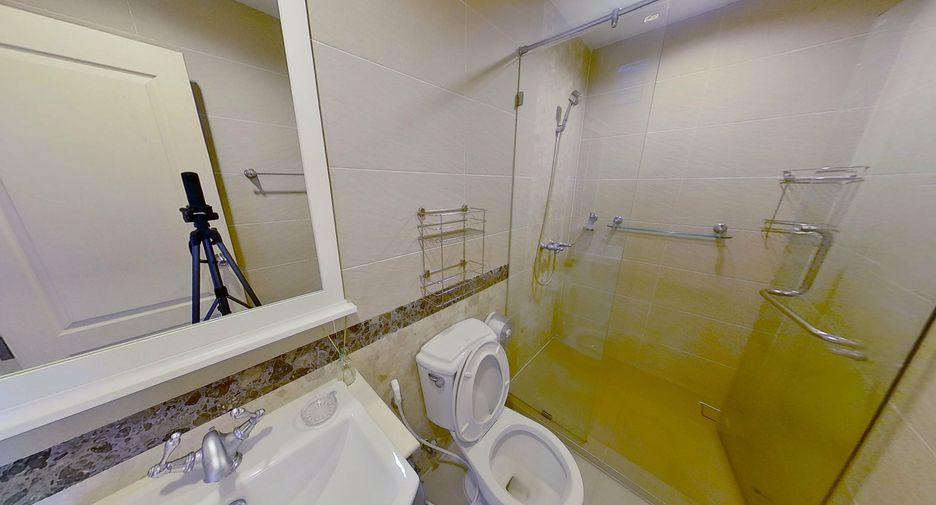For rent 1 bed condo in Phaya Thai, Bangkok