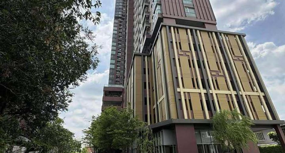 For sale 1 bed condo in Yan Nawa, Bangkok