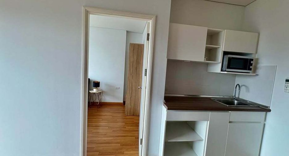 For sale 1 bed condo in Yan Nawa, Bangkok