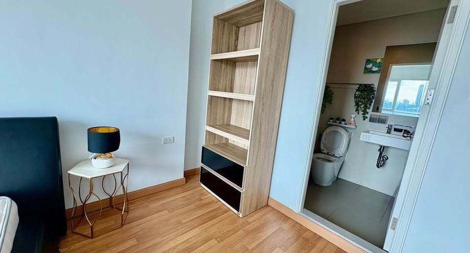 For sale 1 bed condo in Yan Nawa, Bangkok