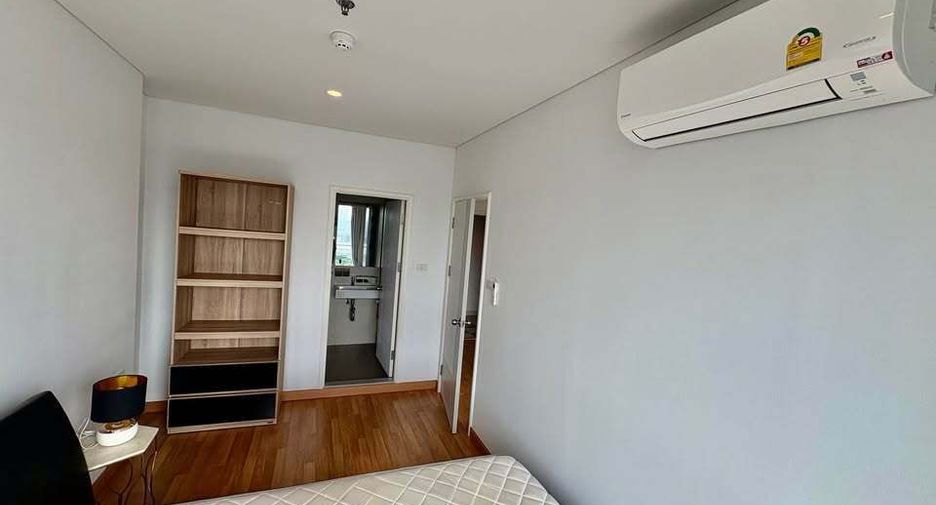 For sale 1 bed condo in Yan Nawa, Bangkok