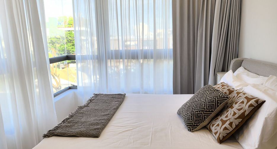 For rent 2 bedrooms condo in Watthana, Bangkok
