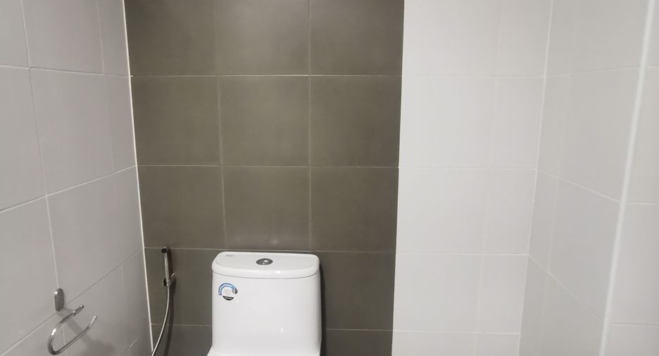 For sale 1 bed condo in Bang Kapi, Bangkok