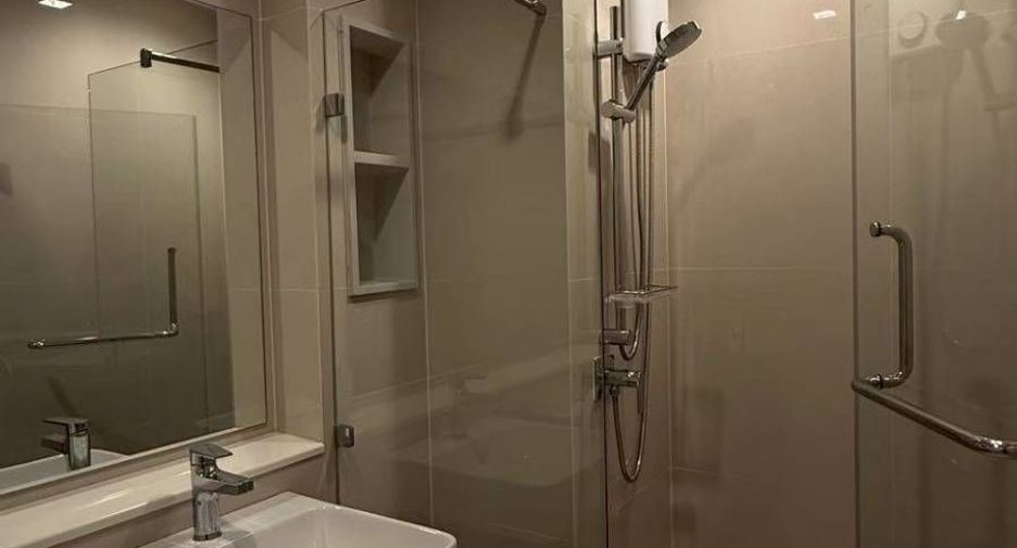 For rent studio condo in Thon Buri, Bangkok