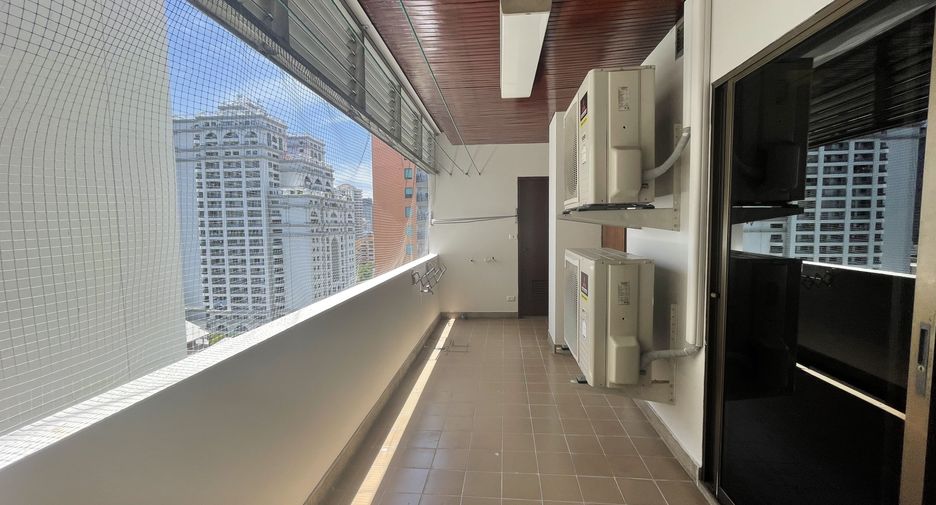 Wohnung zur Miete mit 4 Zimmer in Watthana, Bangkok