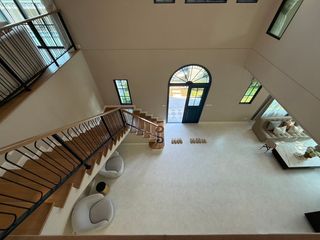 Haus zur Miete mit 5 Zimmer in Saphan Sung, Bangkok