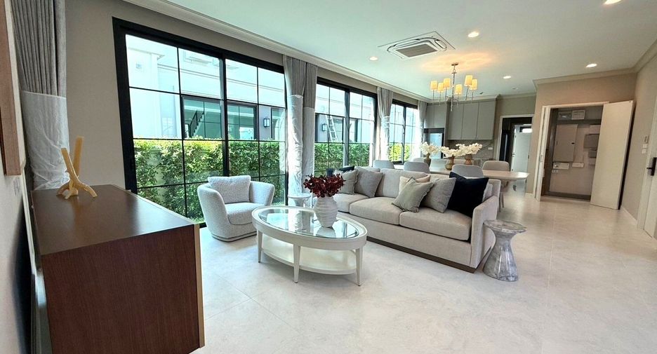 For rent 5 bedrooms house in Saphan Sung, Bangkok