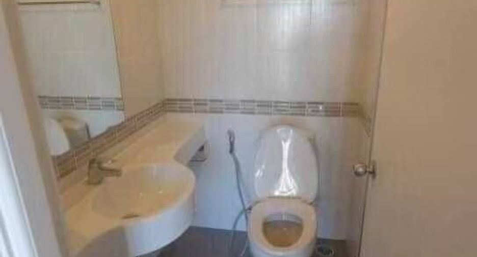 For rent 1 bed condo in Huai Khwang, Bangkok