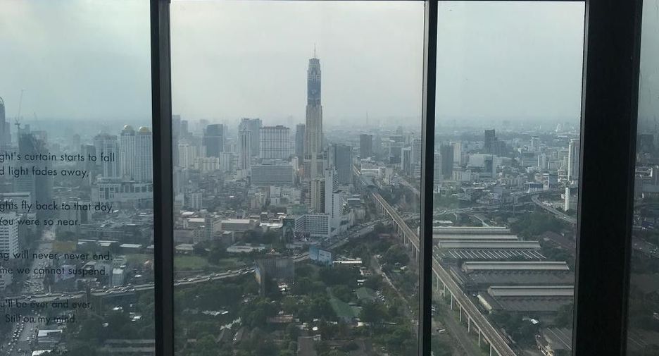 For rent 2 bedrooms condo in Watthana, Bangkok