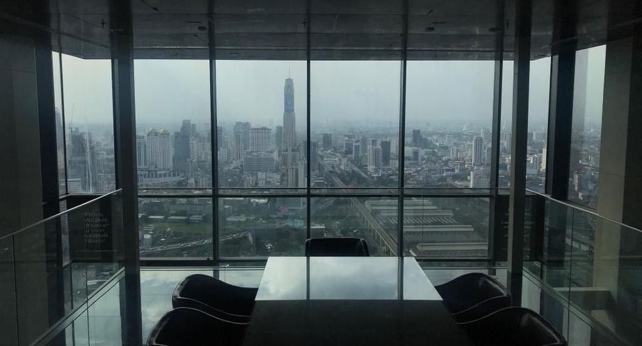 For rent 2 bedrooms condo in Watthana, Bangkok