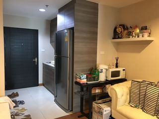 For sale 2 bedrooms condo in Huai Khwang, Bangkok