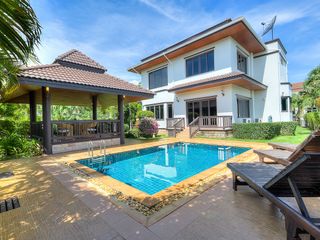 Villa en venta de 3 habitaciones en Mueang Phuket, Phuket