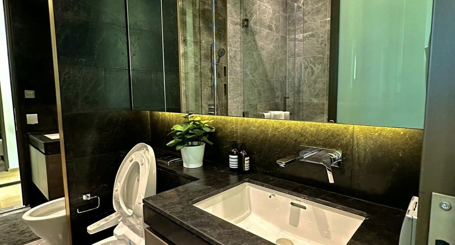 For sale and for rent 2 bedrooms condo in Pathum Wan, Bangkok