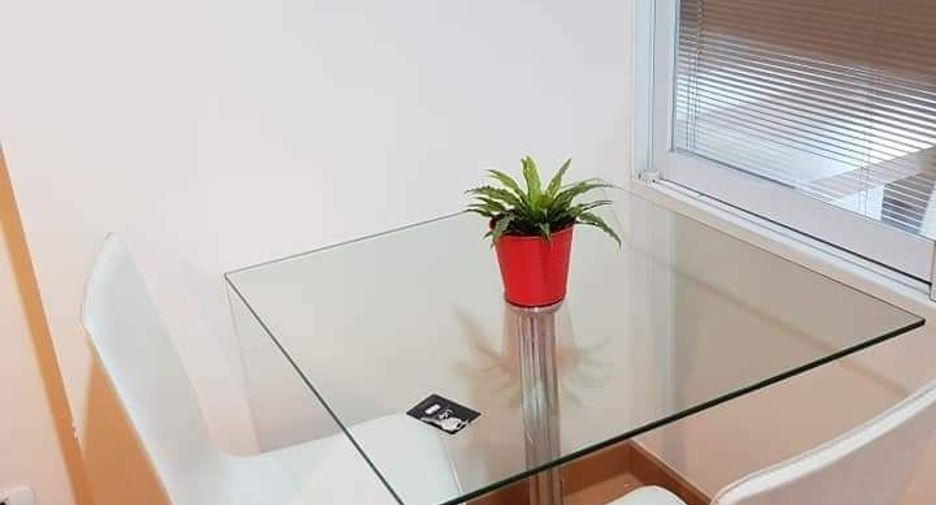 For rent 1 bed condo in Huai Khwang, Bangkok