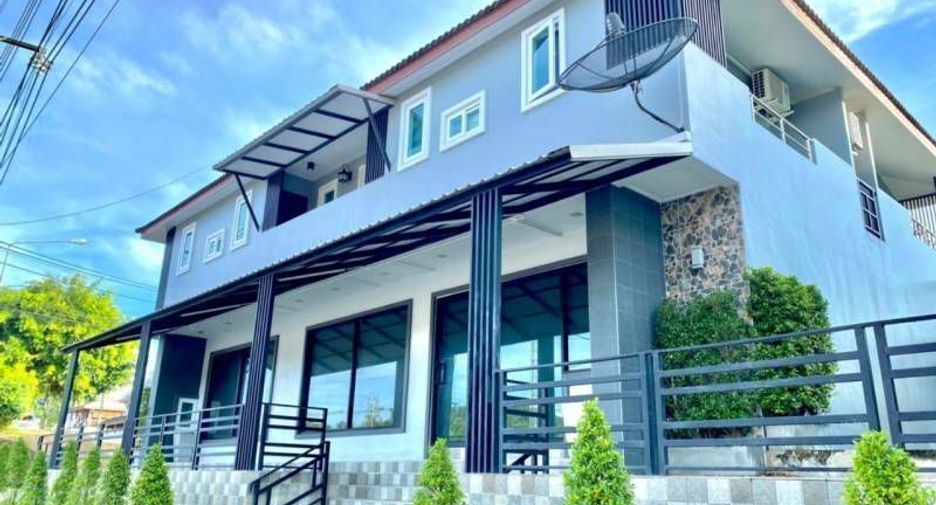 For sale 5 bedrooms villa in Khura Buri, Phang Nga