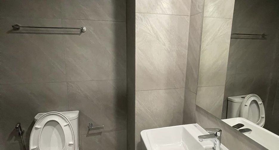 For rent studio condo in Bang Rak, Bangkok