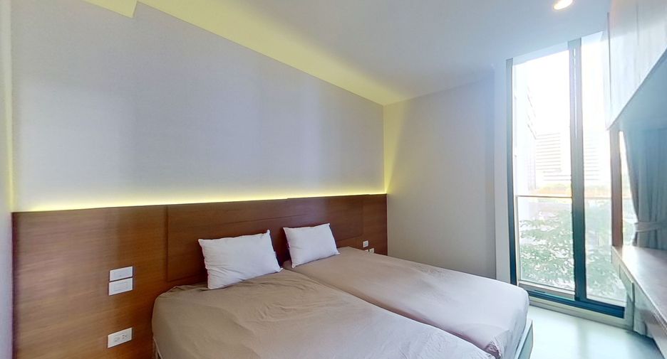 For rent and for sale 2 bedrooms condo in Pathum Wan, Bangkok