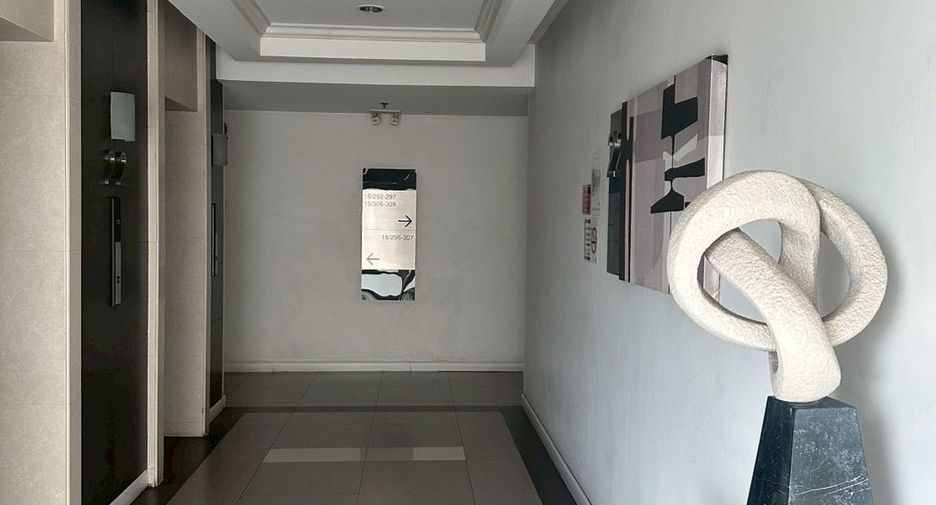 For rent 1 bed condo in Khlong San, Bangkok