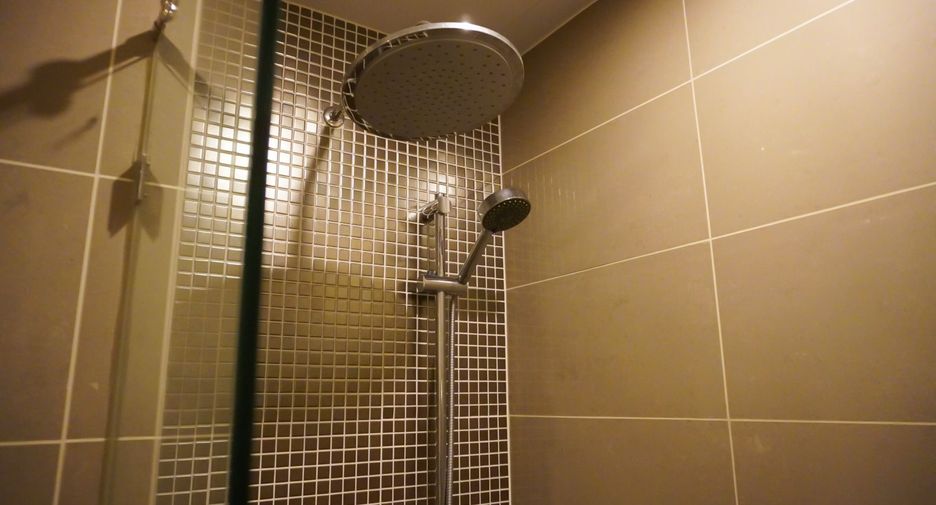 Продажа 1 кровать кондо в Хуаи Кхщанг, Бангкок
