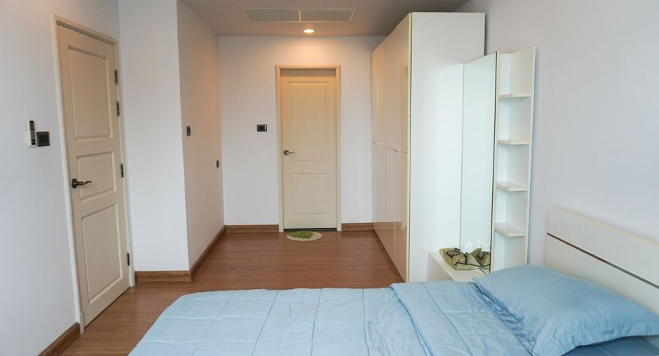 Продажа 1 кровать кондо в Хуаи Кхщанг, Бангкок