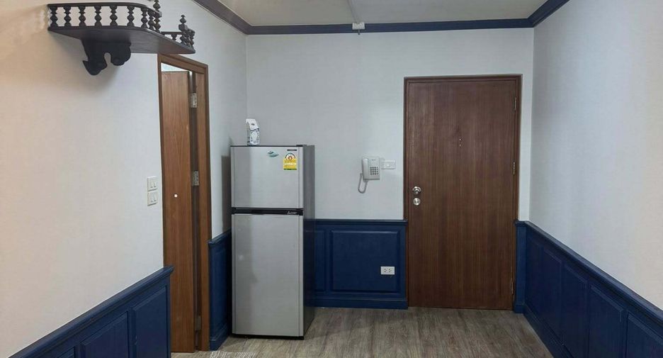 For rent 2 bedrooms condo in Yan Nawa, Bangkok