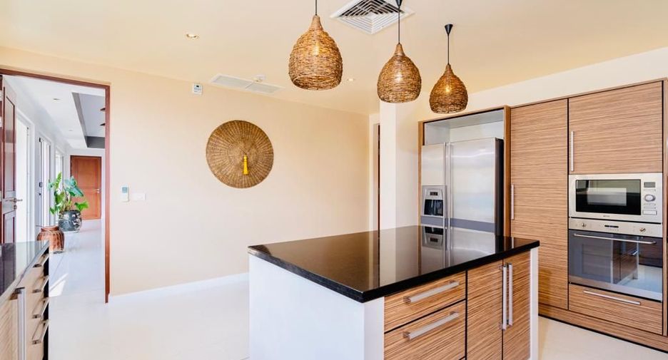 Villa en alquiler de 5 habitaciones en Thalang, Phuket