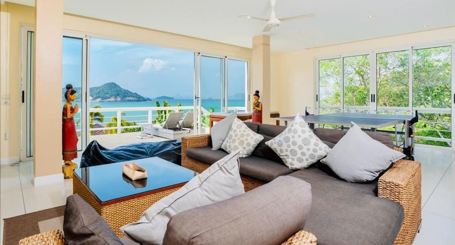 Villa en alquiler de 5 habitaciones en Thalang, Phuket