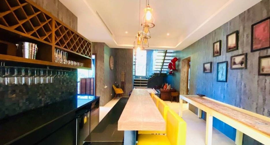 Villa en venta y en alquiler de 3 habitaciones en Thalang, Phuket