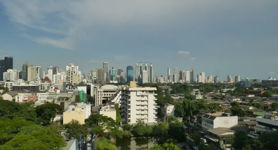Condo en alquiler de 3 habitaciones en Pathum Wan, Bangkok