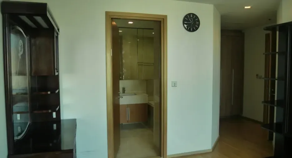 Condo en alquiler de 3 habitaciones en Pathum Wan, Bangkok