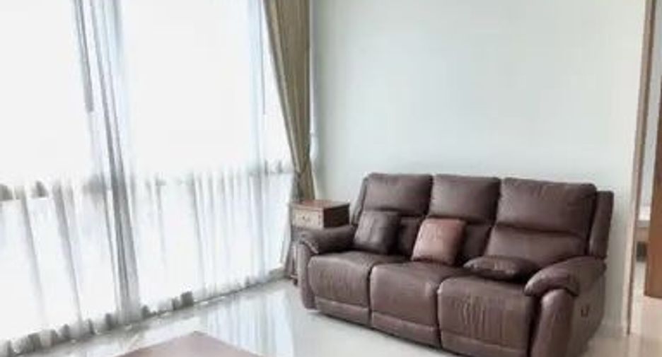 For sale そして for rent 2 ベッドルーム condo in Khlong Toei, Bangkok