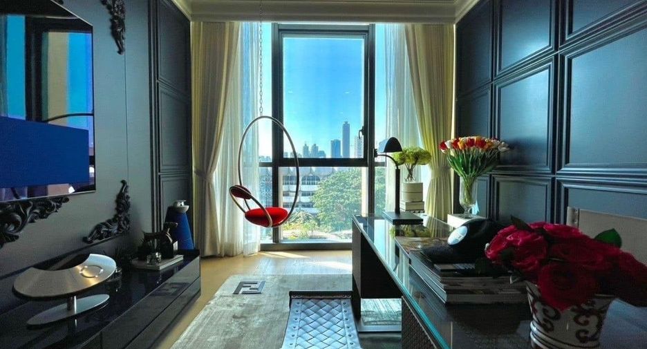 For sale 2 bedrooms condo in Watthana, Bangkok