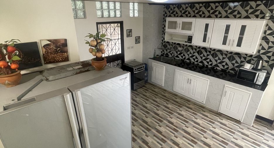 Casa en alquiler de 2 habitaciones en Kathu, Phuket