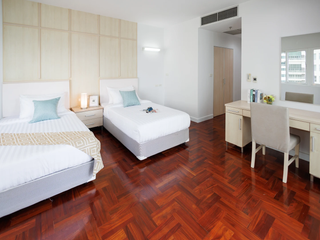 À louer 3 chambres appartement à Khlong Toei, Bangkok