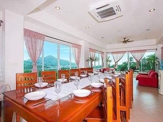 Villa en alquiler de 5 habitaciones en Kathu, Phuket