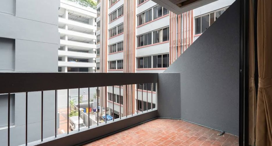 For rent 1 bed apartment in Khlong Toei, Bangkok