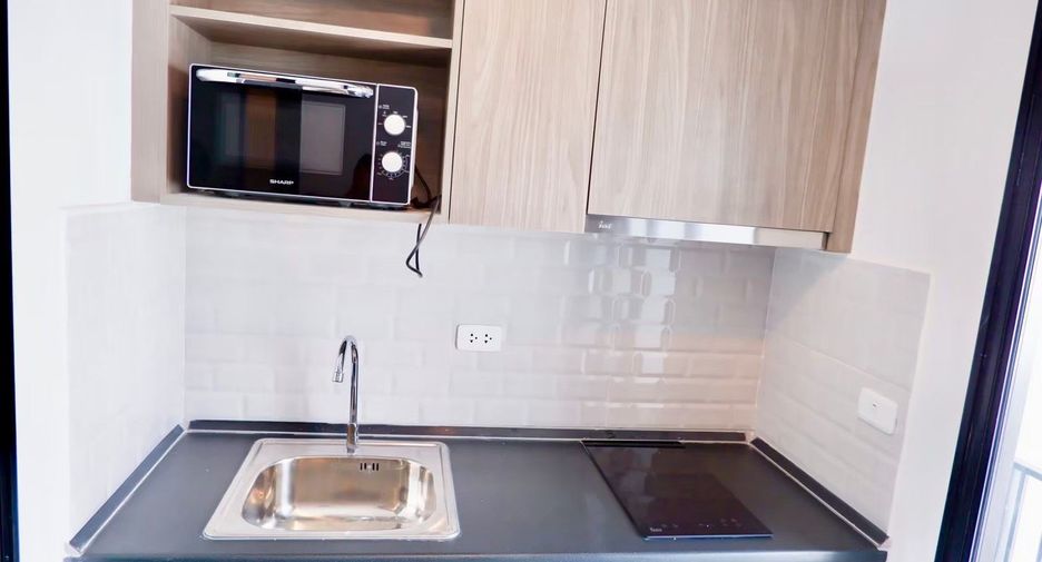 Condo en alquiler de 2 habitaciones en Bang Na, Bangkok