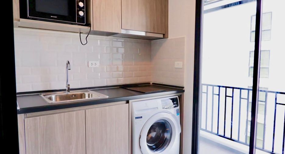 Condo en alquiler de 2 habitaciones en Bang Na, Bangkok