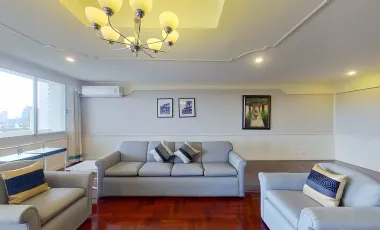 For rent 3 bedrooms apartment in Watthana, Bangkok